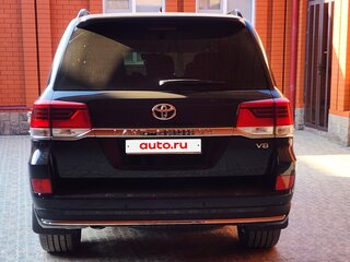 2017 Toyota Land Cruiser 200 Series Рестайлинг 2, чёрный, 6950000 рублей, вид 5