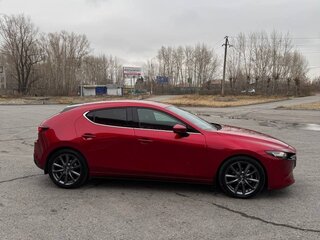 2019 Mazda 3 IV (BP), красный, 1780000 рублей, вид 4