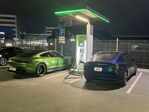 2021 Tesla Model 3 Long Range I, синий, 3995000 рублей - вид 10