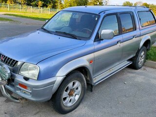1999 Mitsubishi L200 III, серебристый, 450000 рублей, вид 5