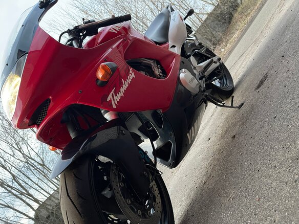 1997 Yamaha YZF600R Thundercat, красный, 400000 рублей - вид 6