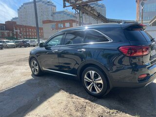 2018 Kia Sorento III Prime Рестайлинг, синий, 3100000 рублей, вид 4