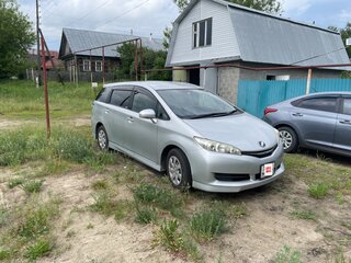 2014 Toyota Wish II Рестайлинг, серый, 1400000 рублей, вид 1