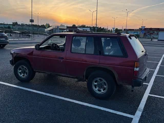 1995 Nissan Pathfinder I, красный, 250000 рублей, вид 1
