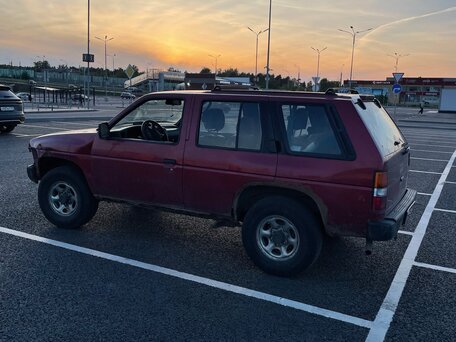 1995 Nissan Pathfinder I, красный, 200000 рублей, вид 1