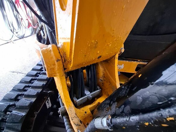 2008 JCB 8035 ZTS, жёлтый, 3700000 рублей - вид 6