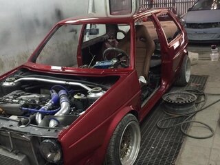 1984 Volkswagen Golf II, красный, 990000 рублей, вид 2