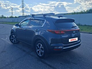 2019 Kia Sportage IV Рестайлинг, серый, 1890000 рублей, вид 5