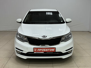 2017 Kia Rio III Рестайлинг, белый, 925000 рублей, вид 2