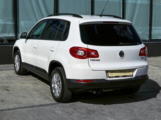 2010 Volkswagen Tiguan I, белый, 739000 рублей, вид 3