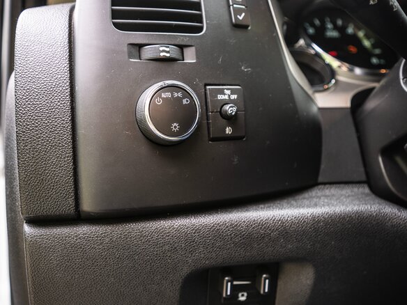 2013 Chevrolet Silverado II (GMT900), белый, 3000000 рублей - вид 33