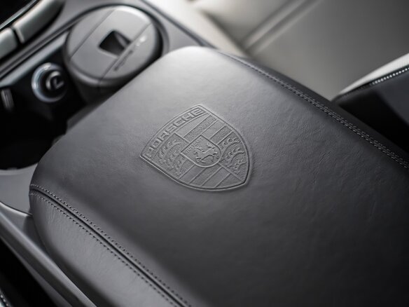 2026 Porsche Cayenne Coupé III Рестайлинг, серый, 20394900 рублей - вид 27