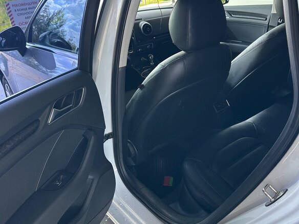 2014 Audi A3 III (8V), белый, 1500000 рублей - вид 8