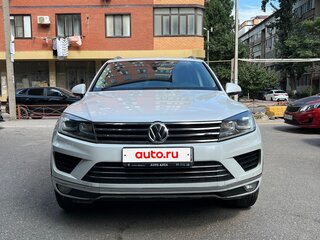 2015 Volkswagen Touareg II Рестайлинг, белый, 2650000 рублей, вид 2