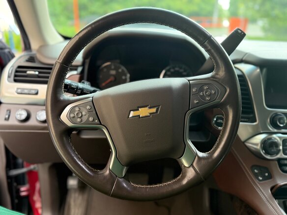 2019 Chevrolet Tahoe IV, красный, 4450000 рублей - вид 5