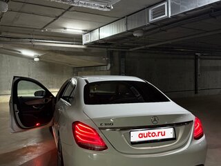 2015 Mercedes-Benz C-Класс 180 IV (W205), белый, 2350000 рублей, вид 2