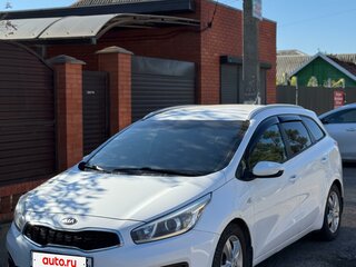 2015 Kia Ceed II Рестайлинг, белый, 1110000 рублей, вид 1
