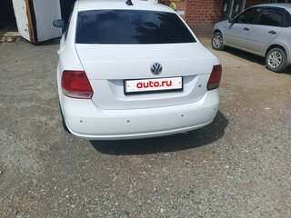 2014 Volkswagen Polo V, белый, 700000 рублей, вид 4