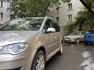 2007 Volkswagen Touran I Рестайлинг, бежевый, 450000 рублей, вид 4
