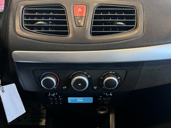 2014 Renault Fluence I Рестайлинг, белый - вид 13
