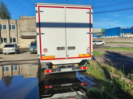 2015 Iveco EuroCargo, красный, 4900000 рублей, вид 3