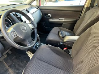 2013 Nissan Tiida I Рестайлинг, красный, 870000 рублей, вид 3