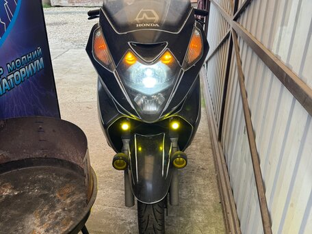2002 Honda Silver Wing 600, чёрный, 200000 рублей, вид 1