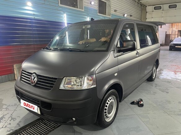 2003 Volkswagen Transporter T5, серый, 1600000 рублей