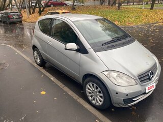 2008 Mercedes-Benz A-Класс 170 II (W169) Рестайлинг, серебристый, 500000 рублей, вид 2