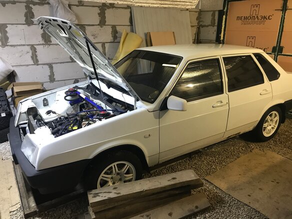 1998 Lada (ВАЗ) 21099, белый, 349999 рублей - вид 1