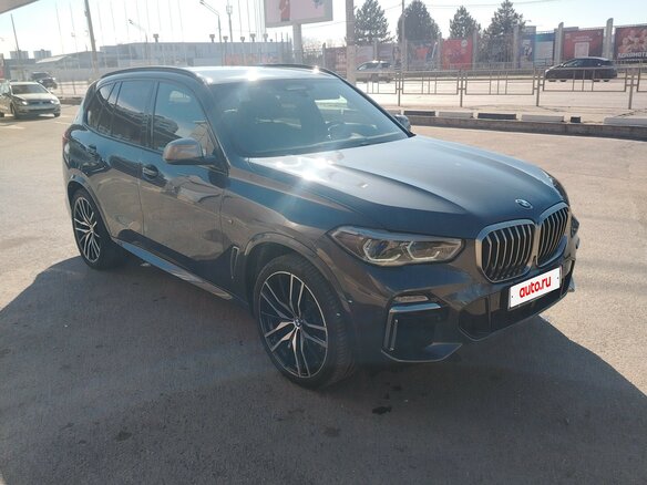 2018 BMW X5 M50d IV (G05/G18), серый, 7300000 рублей - вид 3