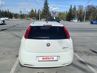 2010 Fiat Punto III Grande Punto, белый, 420000 рублей, вид 3