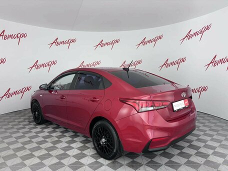 2018 Hyundai Solaris II, красный, 1165000 рублей, вид 3