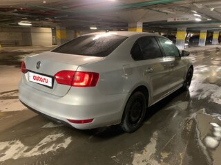2012 Volkswagen Jetta VI, серебристый, 830000 рублей, вид 4