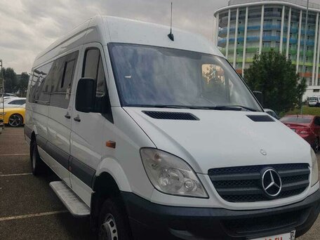 2011 Mercedes-Benz Sprinter, белый, 4400000 рублей, вид 3