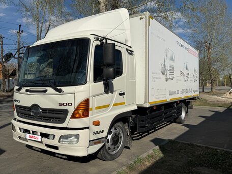 2011 Hino Series 500 (Ranger), белый, 5500000 рублей, вид 1