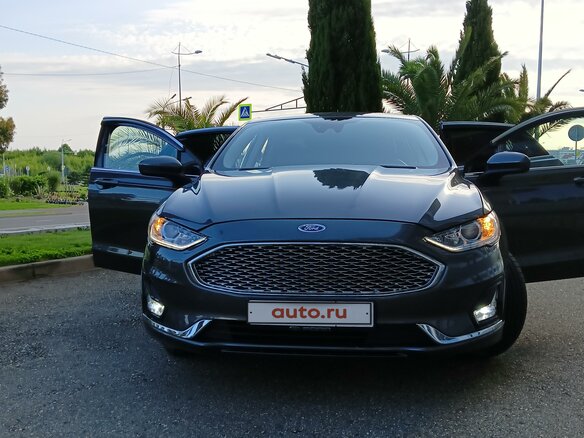 2019 Ford Fusion (North America) II Рестайлинг, серый, 1290000 рублей - вид 3