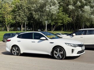 2017 Kia Optima IV, белый, 1449000 рублей, вид 4