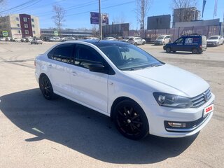 2018 Volkswagen Polo V Рестайлинг, белый, 1200000 рублей, вид 2