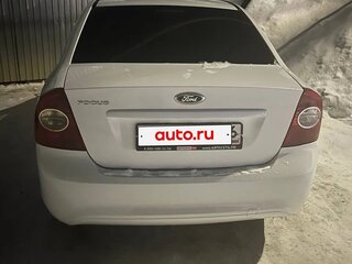 2011 Ford Focus II Рестайлинг, белый, 370000 рублей, вид 2