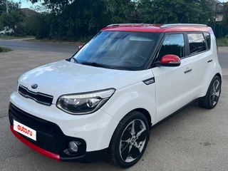 2018 Kia Soul II Рестайлинг, белый, 1475000 рублей, вид 1