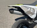 2021 Husqvarna 701 Supermoto, белый, 800000 рублей - вид 1