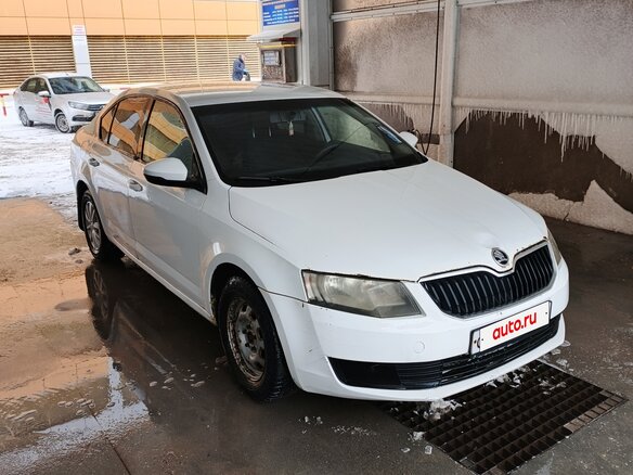 2015 Skoda Octavia III (A7), белый, 530000 рублей - вид 1