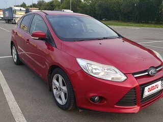 2011 Ford Focus III, красный, 690000 рублей, вид 3