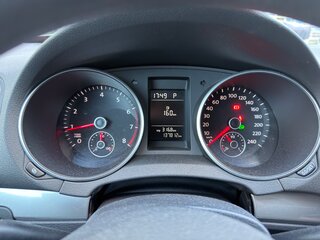 2011 Volkswagen Golf VI, белый, 630000 рублей, вид 3