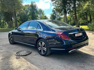2017 Mercedes-Benz S-Класс 350 d Long VI (W222, C217) Рестайлинг, синий, 3790000 рублей, вид 4