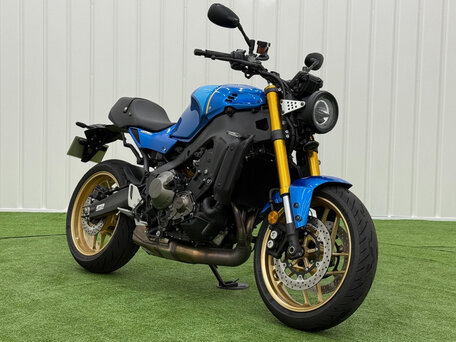 2024 Yamaha XSR900, синий, 1120000 рублей, вид 3