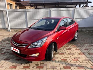 2015 Hyundai Solaris I Рестайлинг, красный, 770000 рублей, вид 5