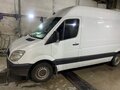 2011 Mercedes-Benz Sprinter, белый, 1680000 рублей - вид 3