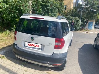 2012 Skoda Yeti I, белый, 725000 рублей, вид 3